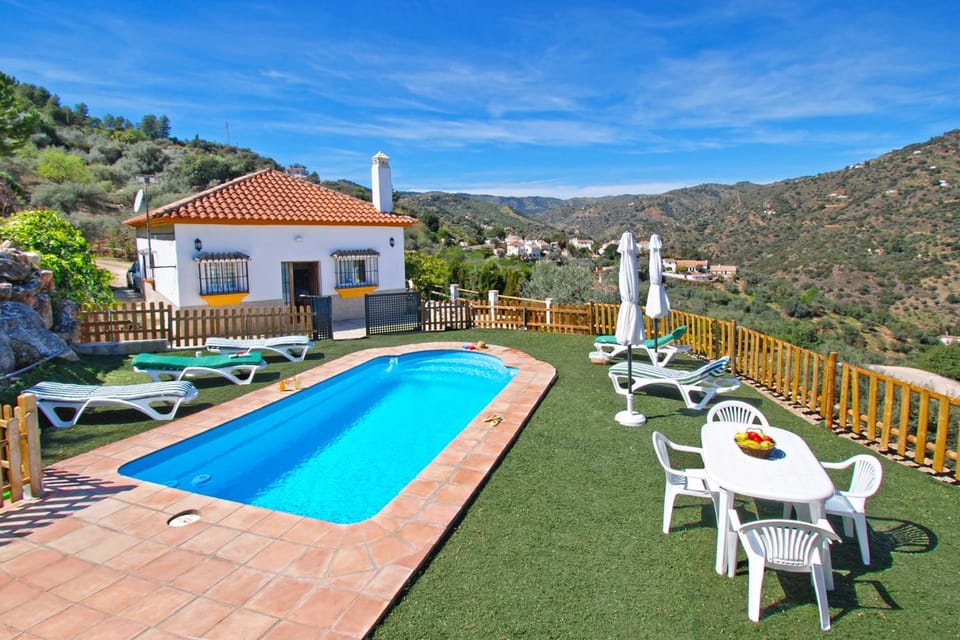 Mountain view, Swimming pool
