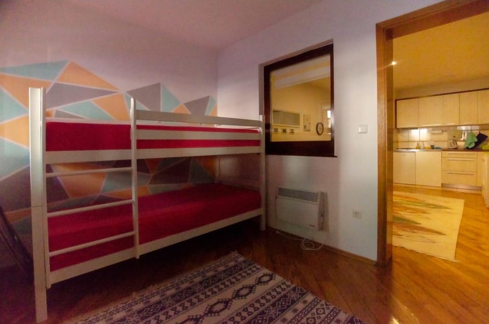 bunk bed