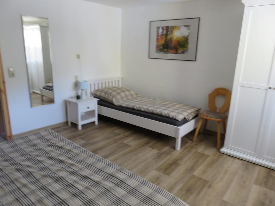 Bed, Bedroom, wardrobe