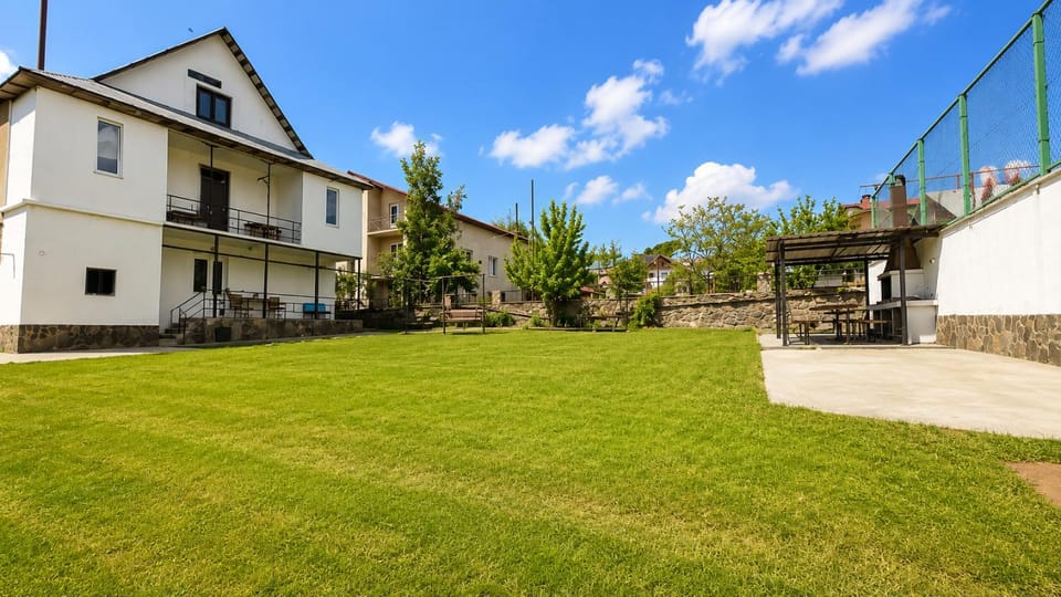 Property building, Garden