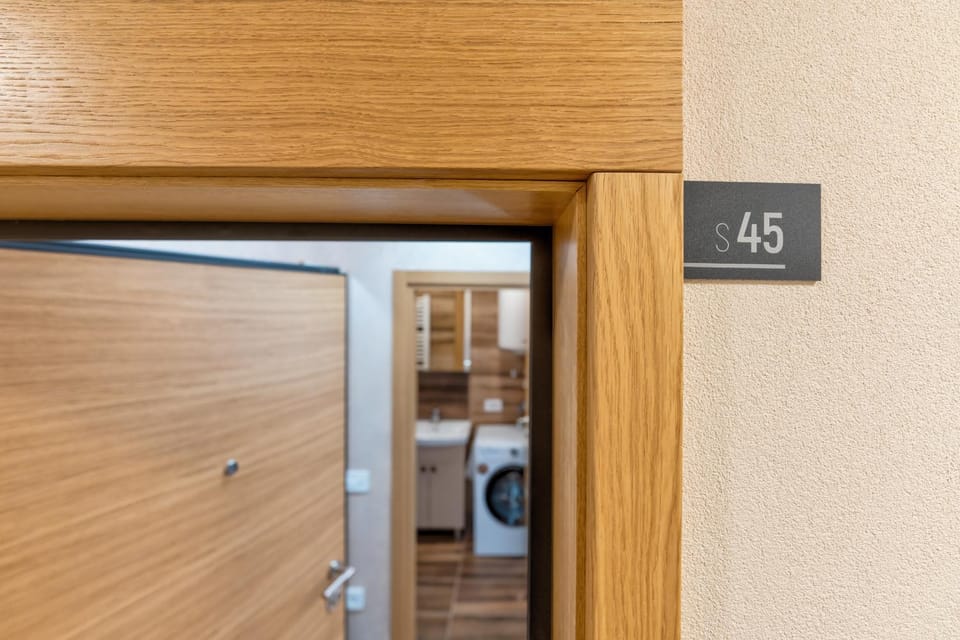 Lux Apartman Odiseja - sa garažom Apartment in Zlatibor