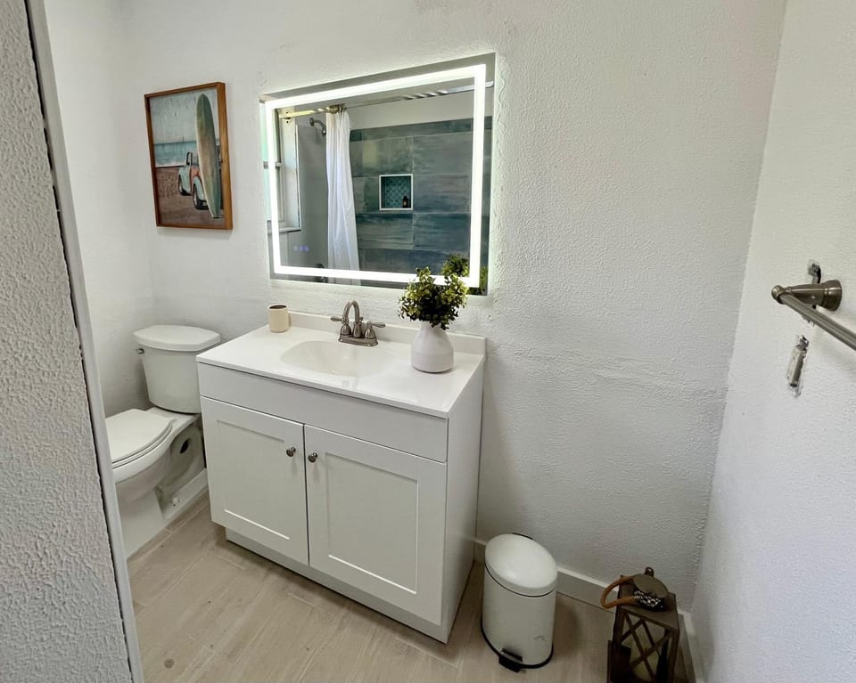 Captains Quarters Of Delray Beach House in Gulf Stream