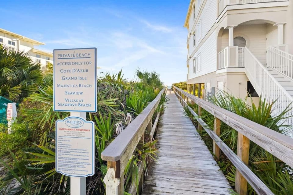 Heavenly Daze by Stay on 30A- Pool, Bikes, Golf Cart House in South Walton County