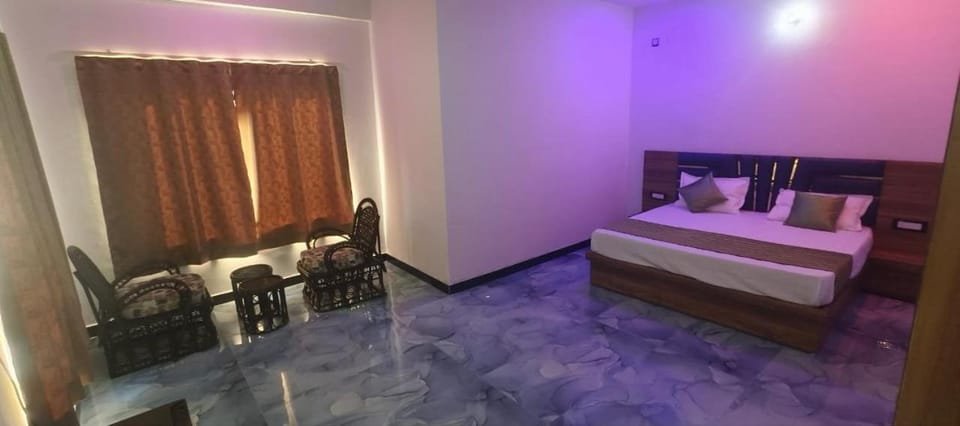 OYO Hotel Paradise Hostel in Uttar Pradesh