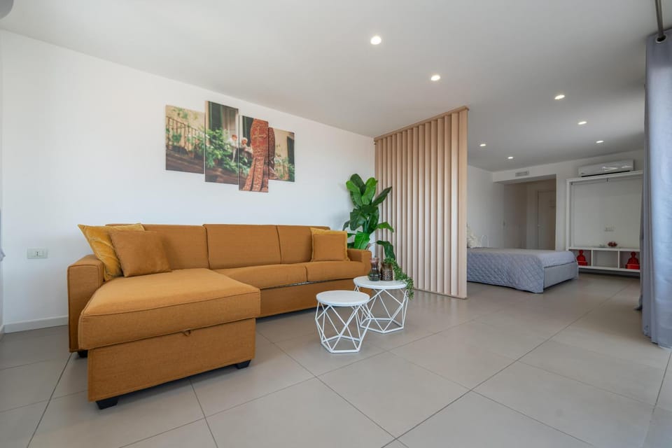 Lounge or bar, Seating area