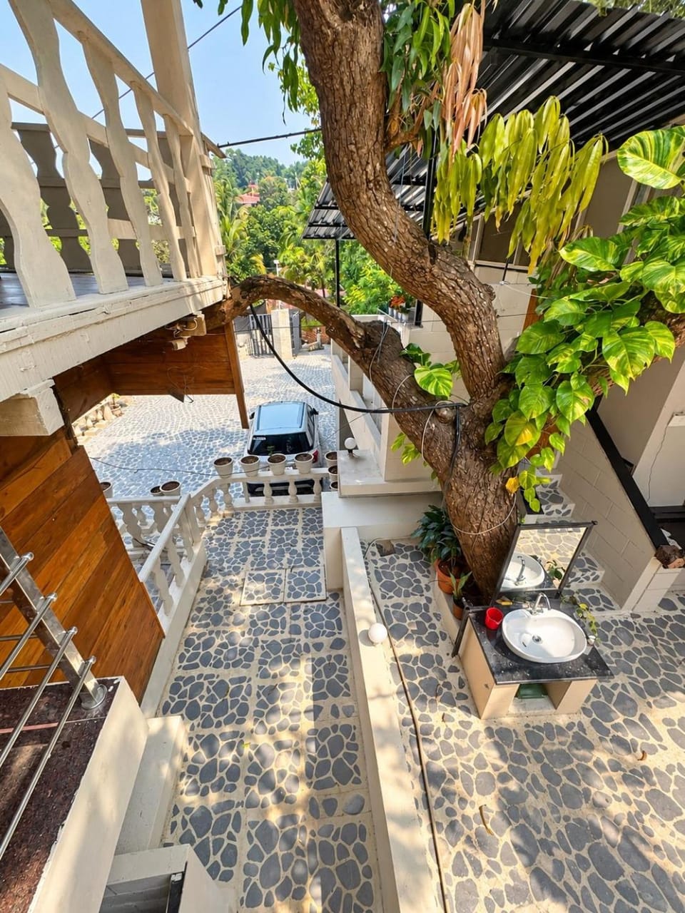 Day, View (from property/room), Parking