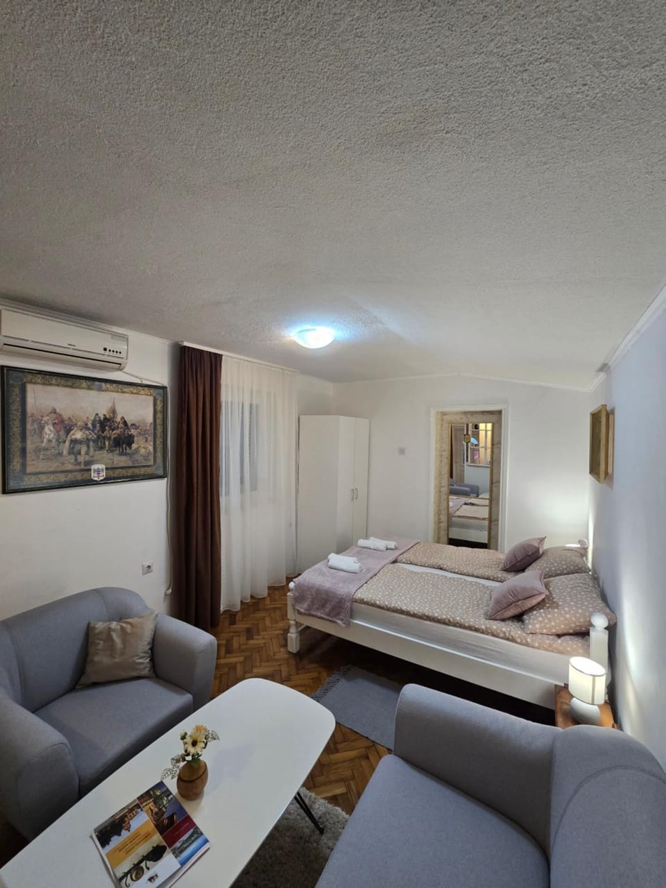 Lugonja studio Apartment in Novi Sad