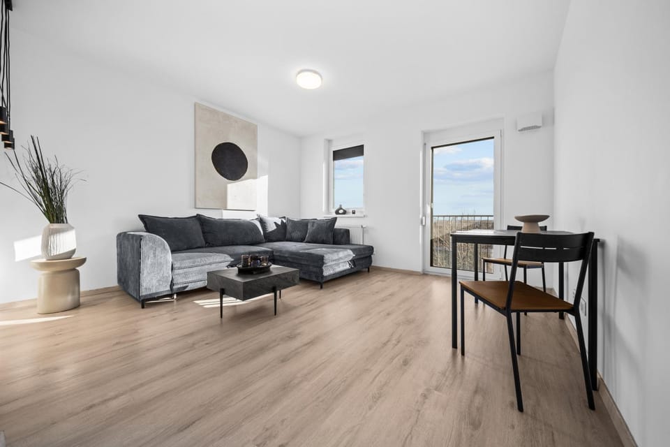 Balcony/Terrace, Balcony/Terrace, Living room, Seating area, Dining area