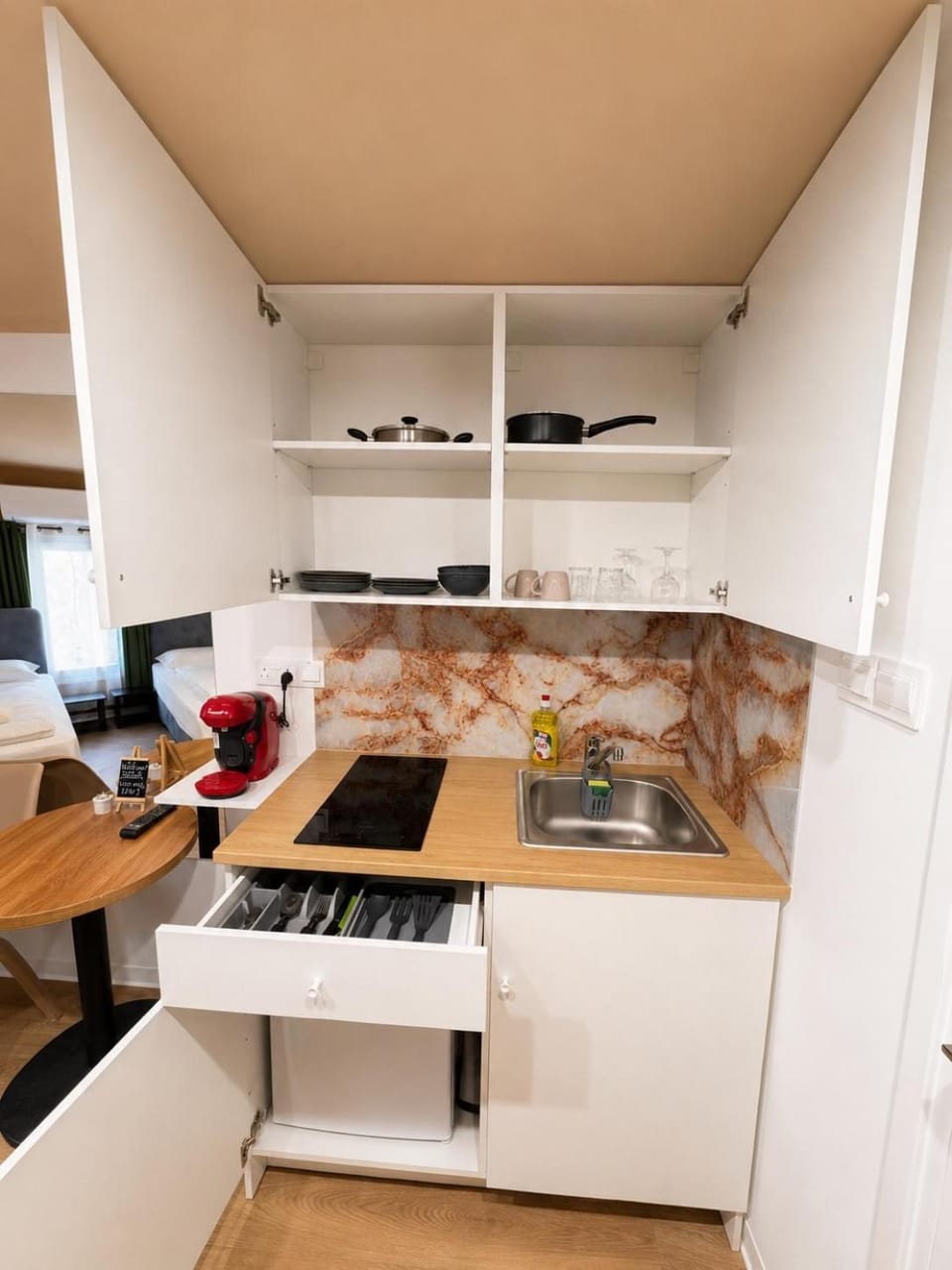 Modern Studio N9 Kitchenette Bathroom Apartment in Limassol City