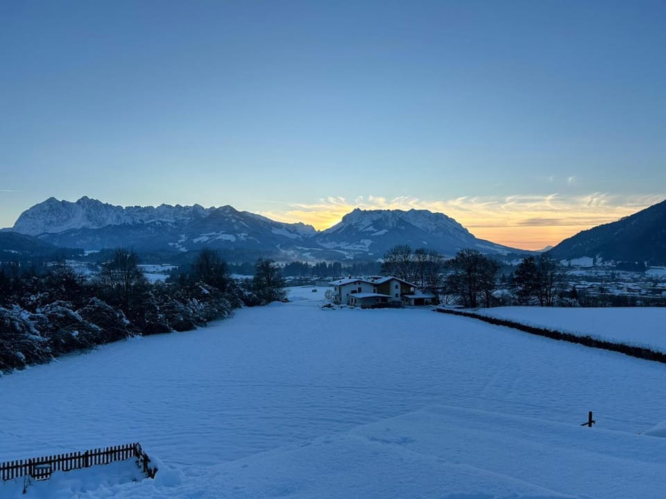 Natural landscape, Winter, Mountain view, Sunset