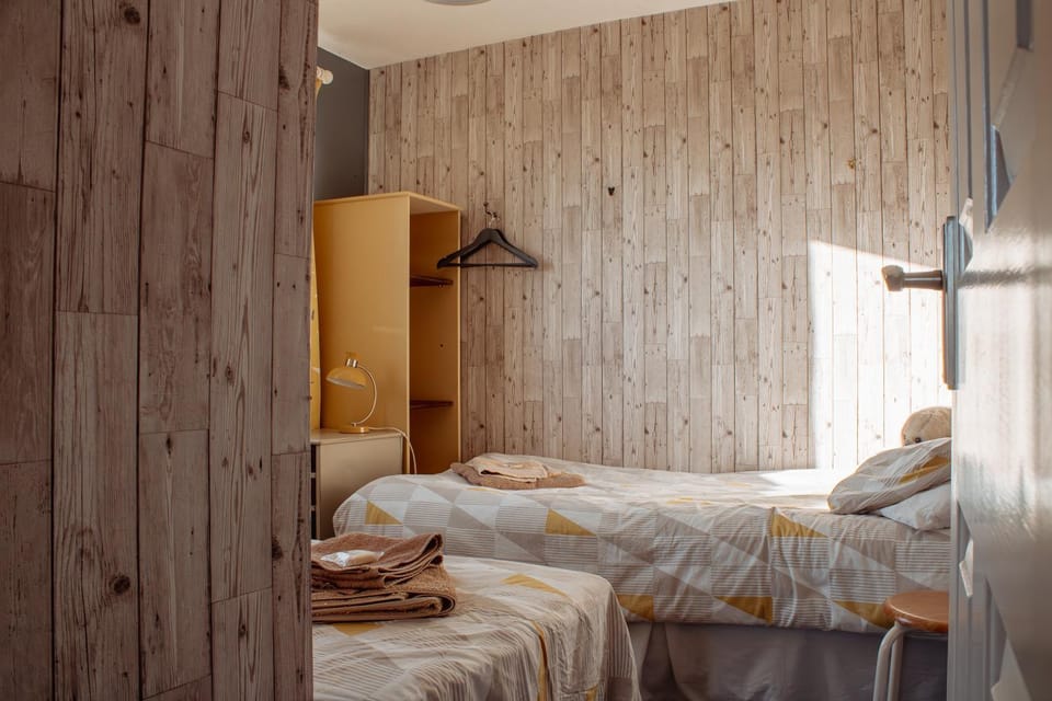 Spacious 5-Bed Detached Home in Charming Tadcaster House in Selby