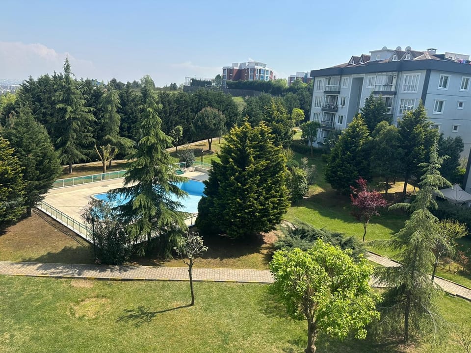 Havuz, Balkon, otopark Sabiha Gökcene 5 dk Apartment in Istanbul