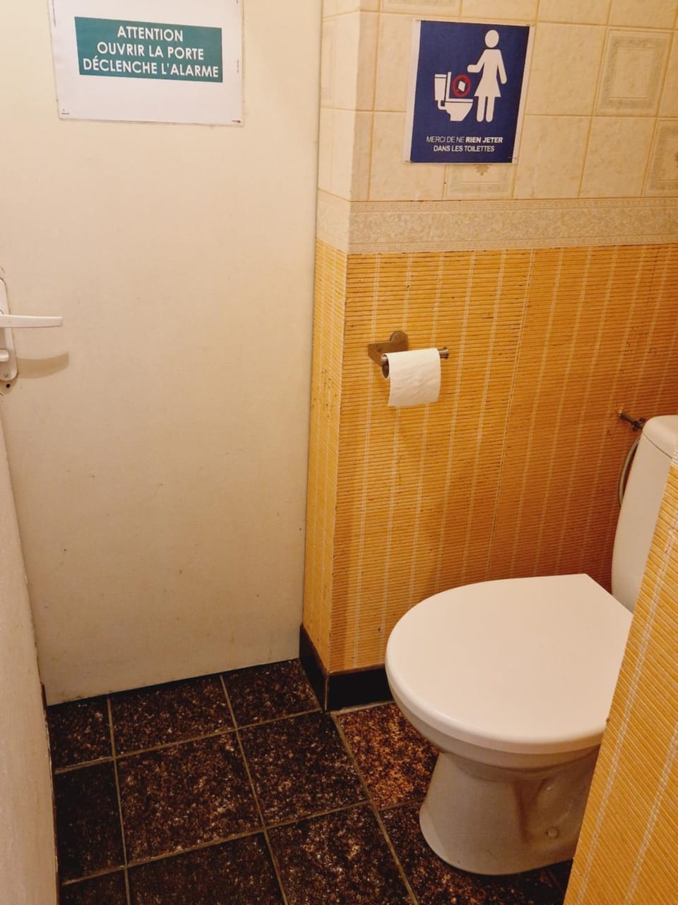 Toilet