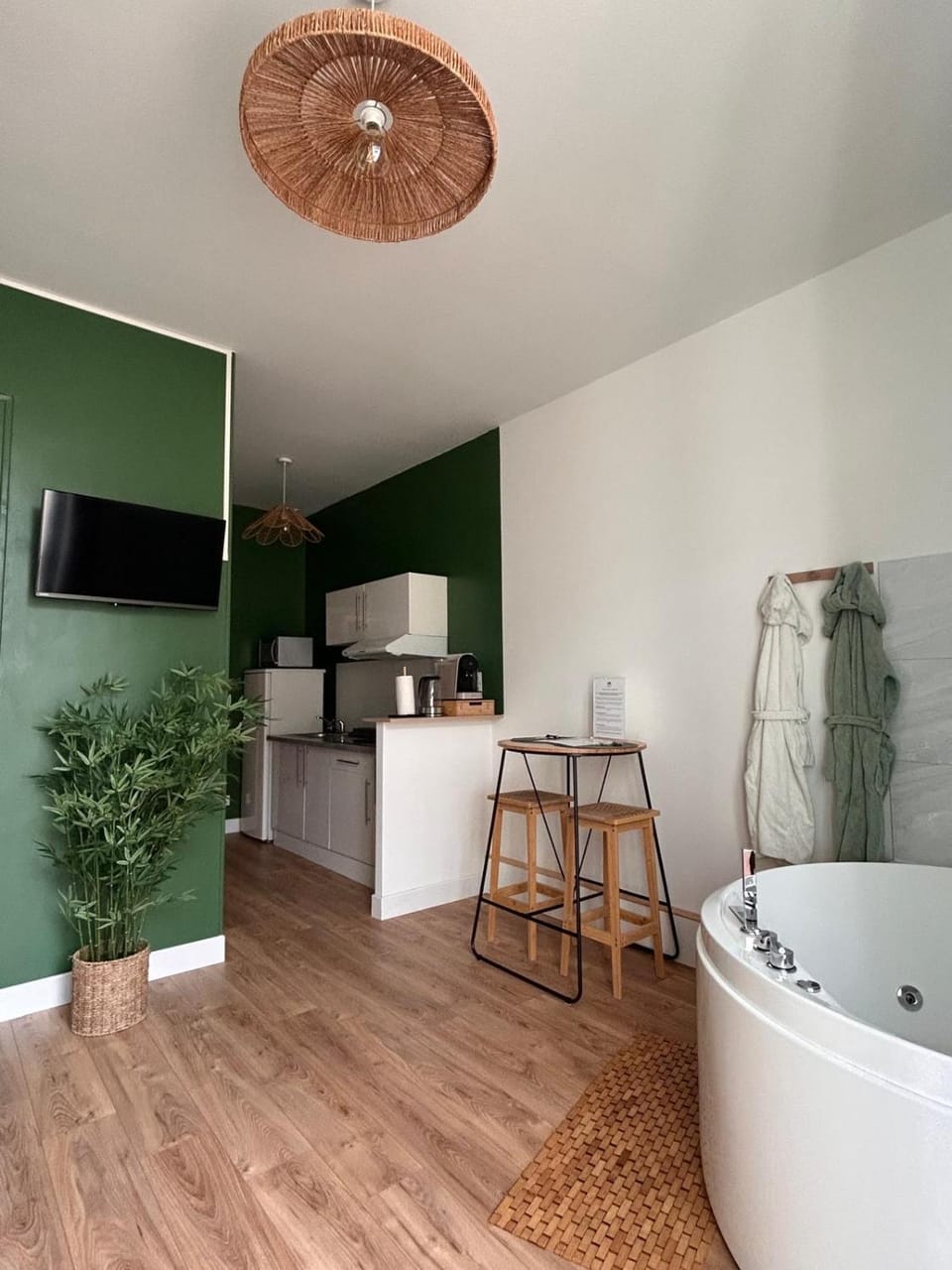 Communal lounge/ TV room, Living room, kitchen