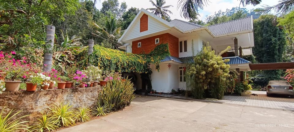 Property building, Garden view