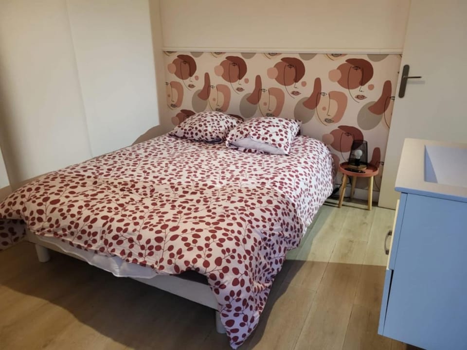Deguise 8 Apartment in Valenciennes