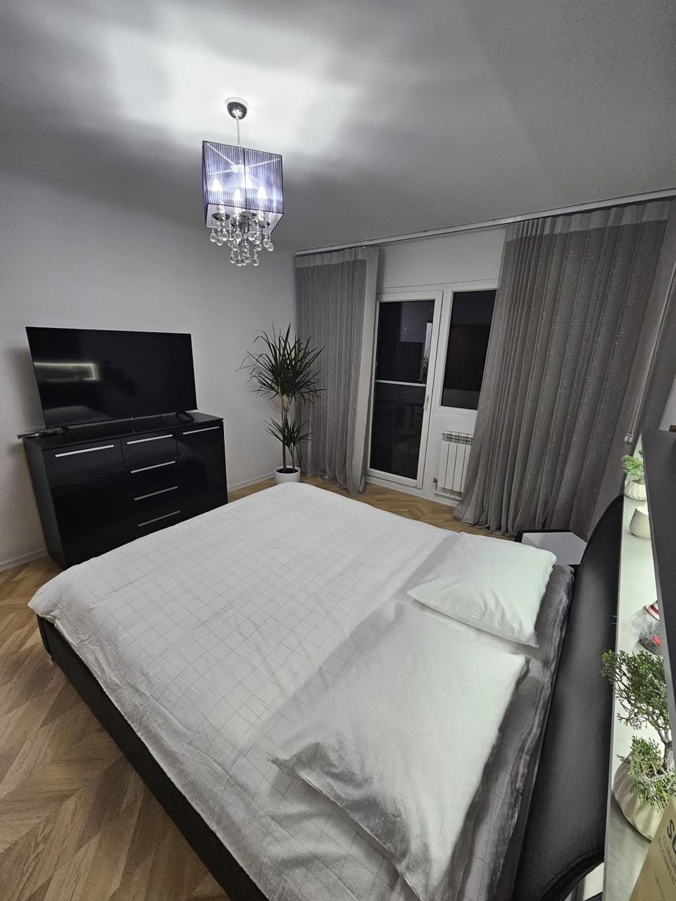 Communal lounge/ TV room, Bed, TV and multimedia, Photo of the whole room, Evening entertainment, Bedroom