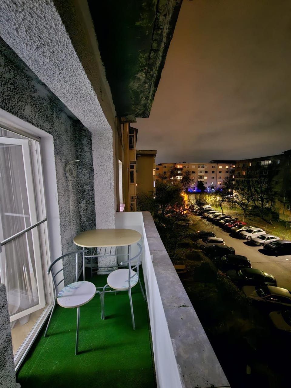 Night, View (from property/room), Balcony/Terrace, Seating area, Dining area