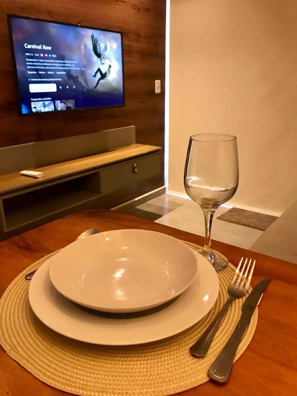 TV and multimedia, Dining area