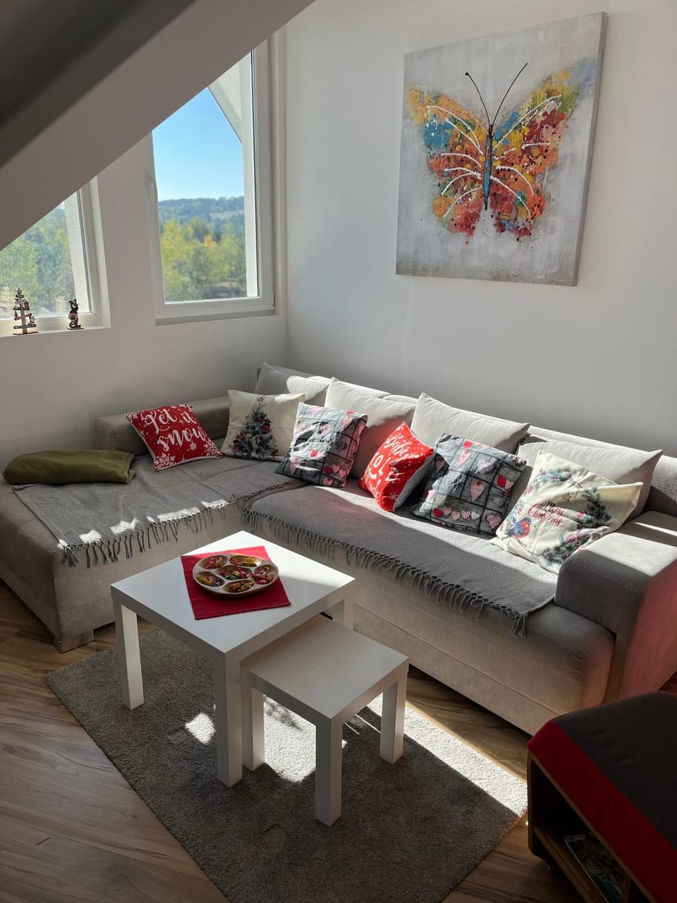 Living room, Seating area