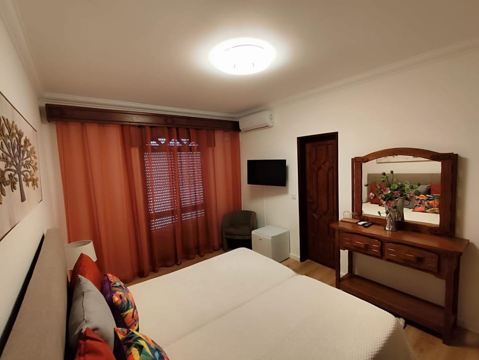 Residencial Pôr do Sol Inn in Santarém District, Portugal