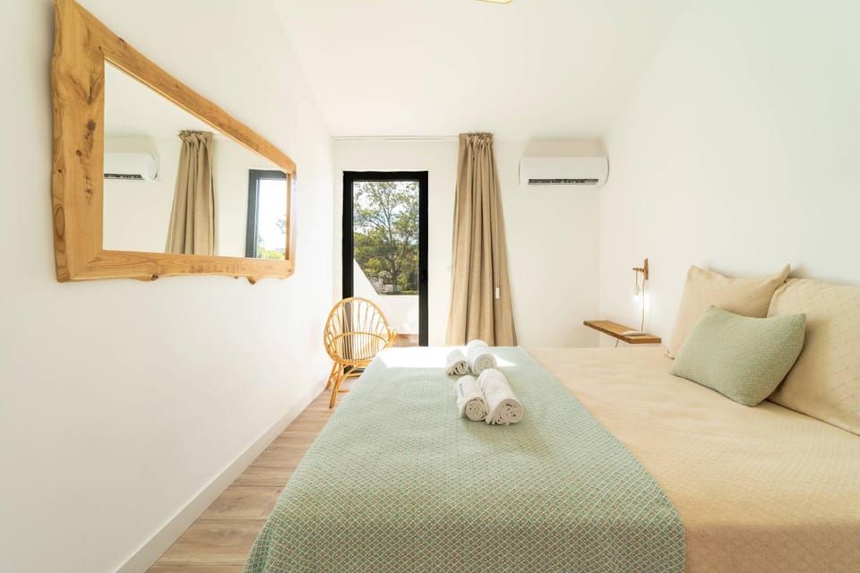 Falésia Sunset Villa by HelloVacations Villa in Olhos de Água