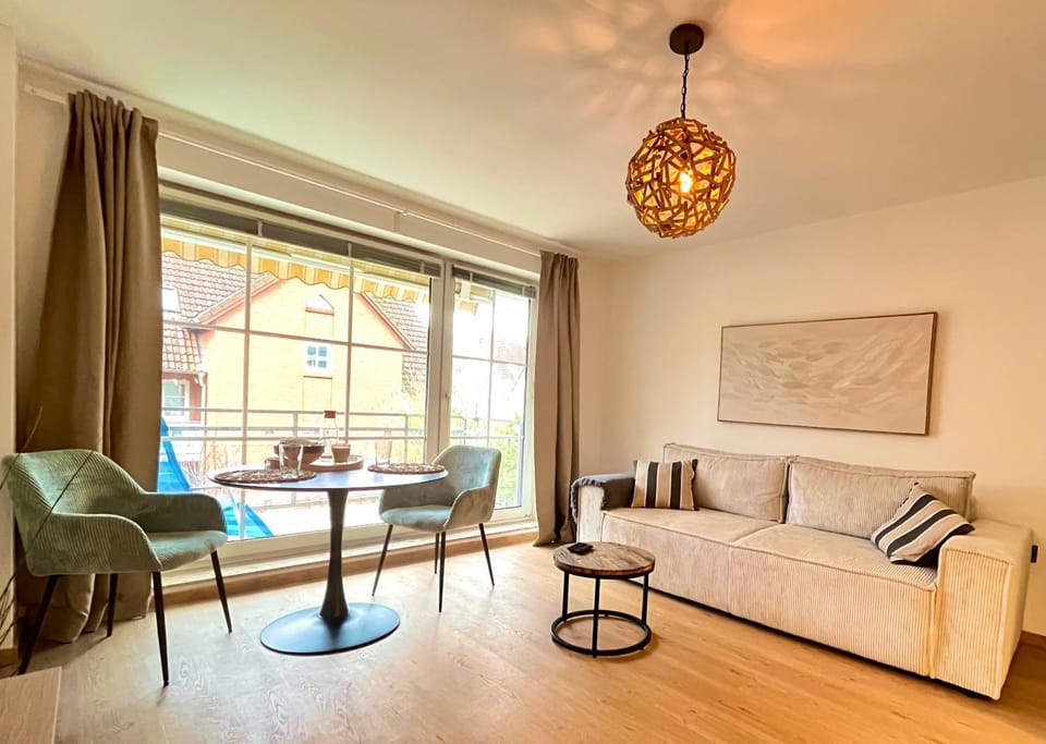 Balcony/Terrace, Living room, Dining area
