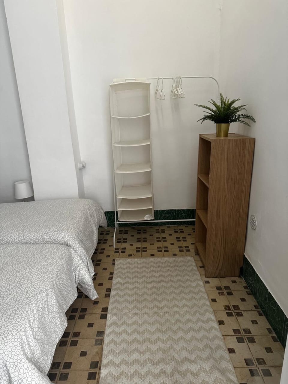 1- Habitación interior con aire acondicionado y con baño independiente Vacation rental in Valencia
