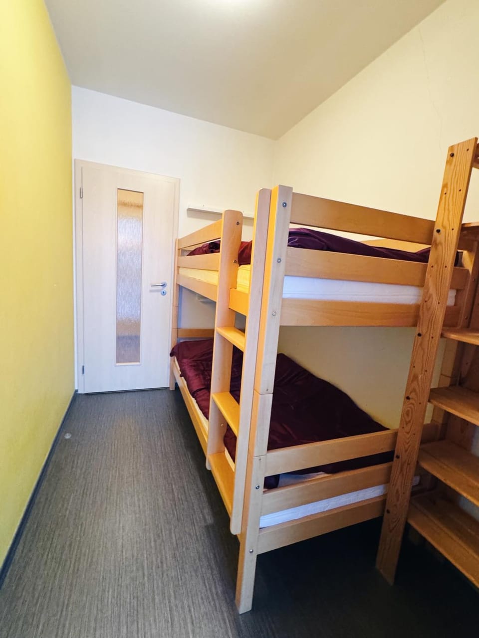 Bed, Bedroom, bunk bed