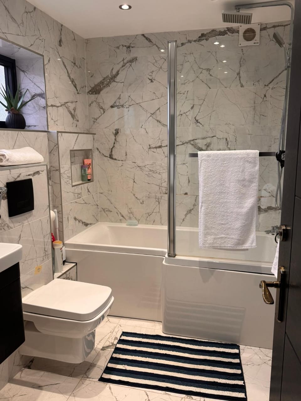 Bathroom, Open Air Bath