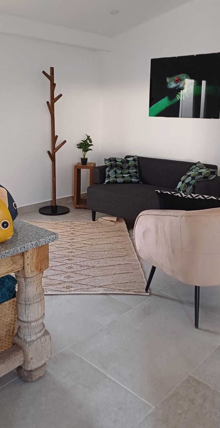 Communal lounge/ TV room, TV and multimedia, Living room, Seating area, Evening entertainment, Internal: Not applicable to any particular room