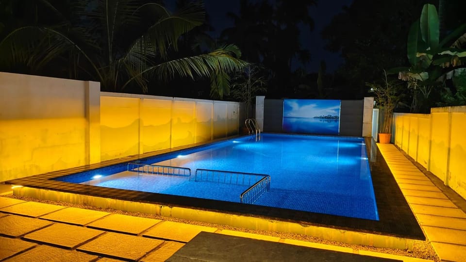 Cherai Beach Palace Resort in Vypin