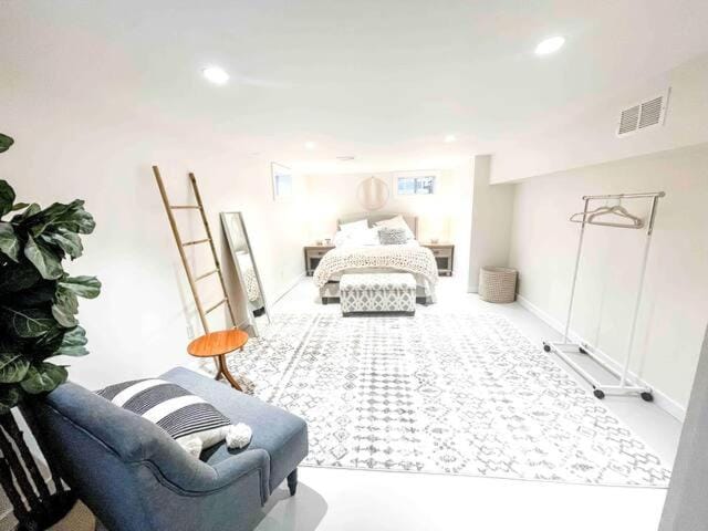 Modern Westport Studio with Pool Table & Lounge Apartment in Fairfield