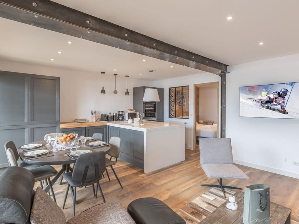 Appartement familial rénové, quartier Alpe d'Huez, orientation sud - FR-1-645-79 Apartment in Huez