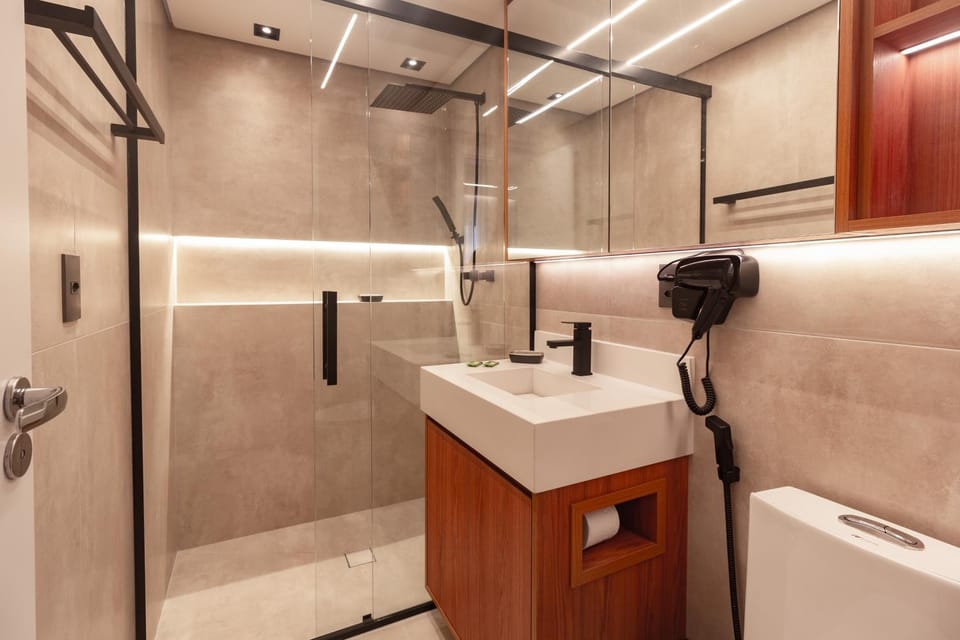 Shower, Bathroom