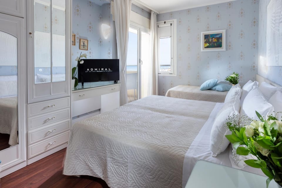 Photo of the whole room, Bedroom, Sea view, bunk bed