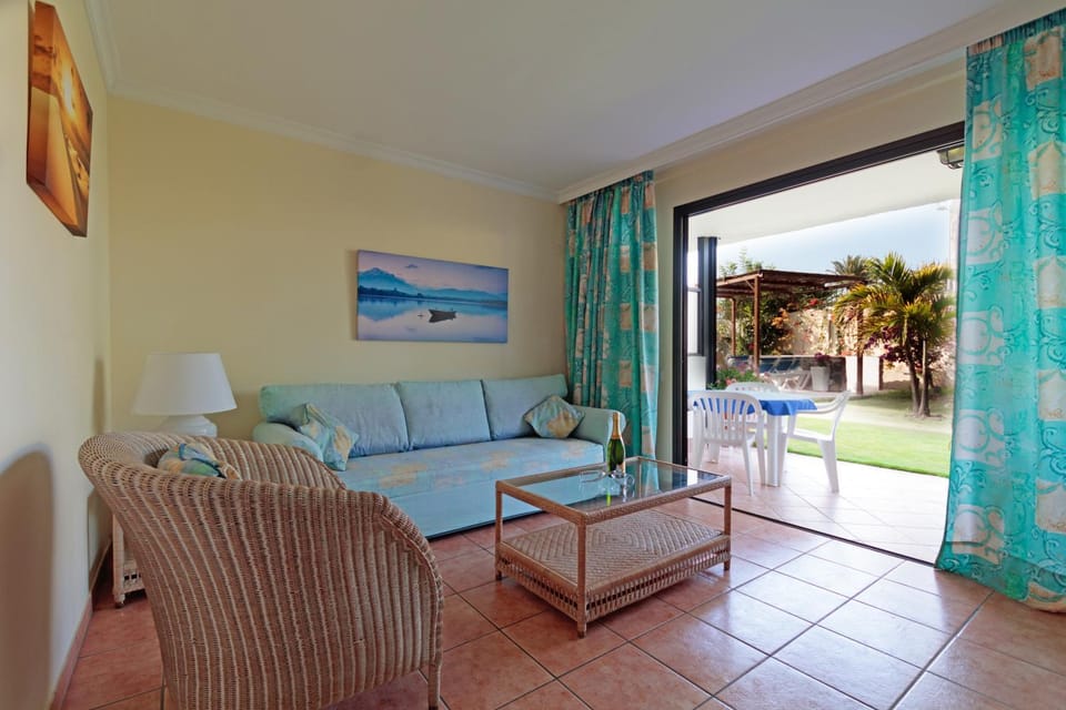 Balcony/Terrace, Living room, Seating area