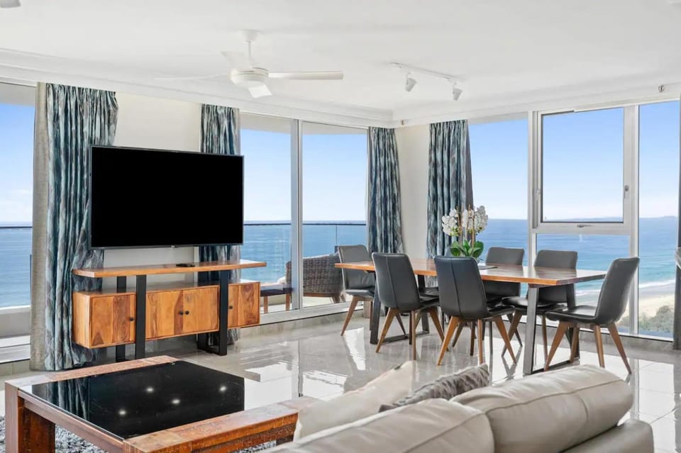 Living room, Sea view