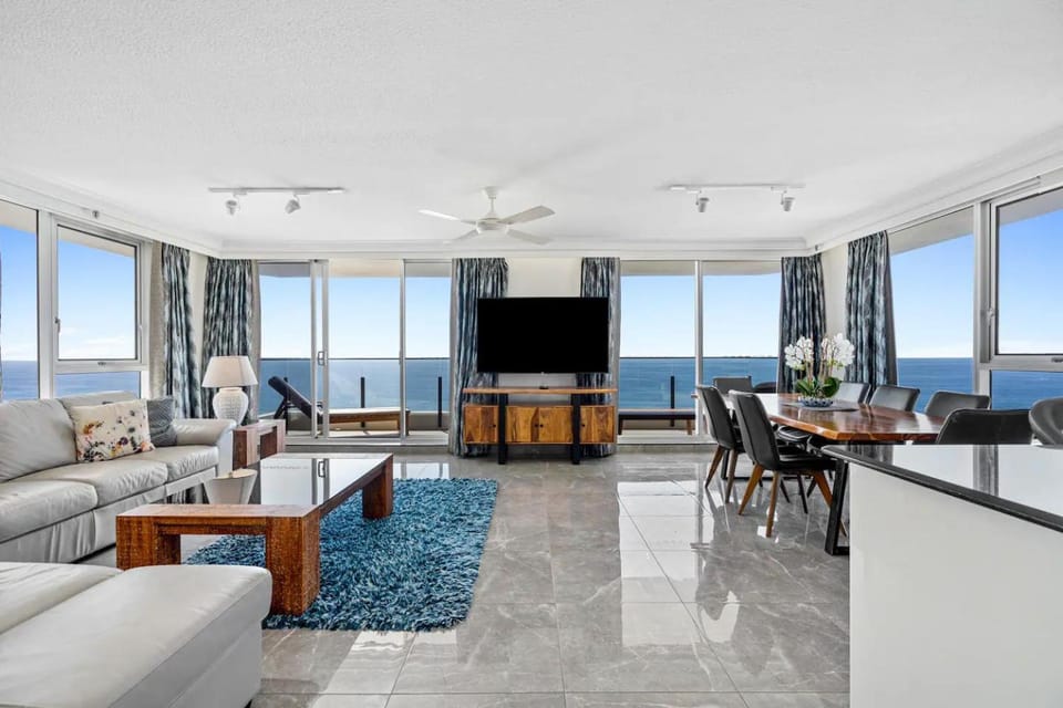 Living room, Sea view