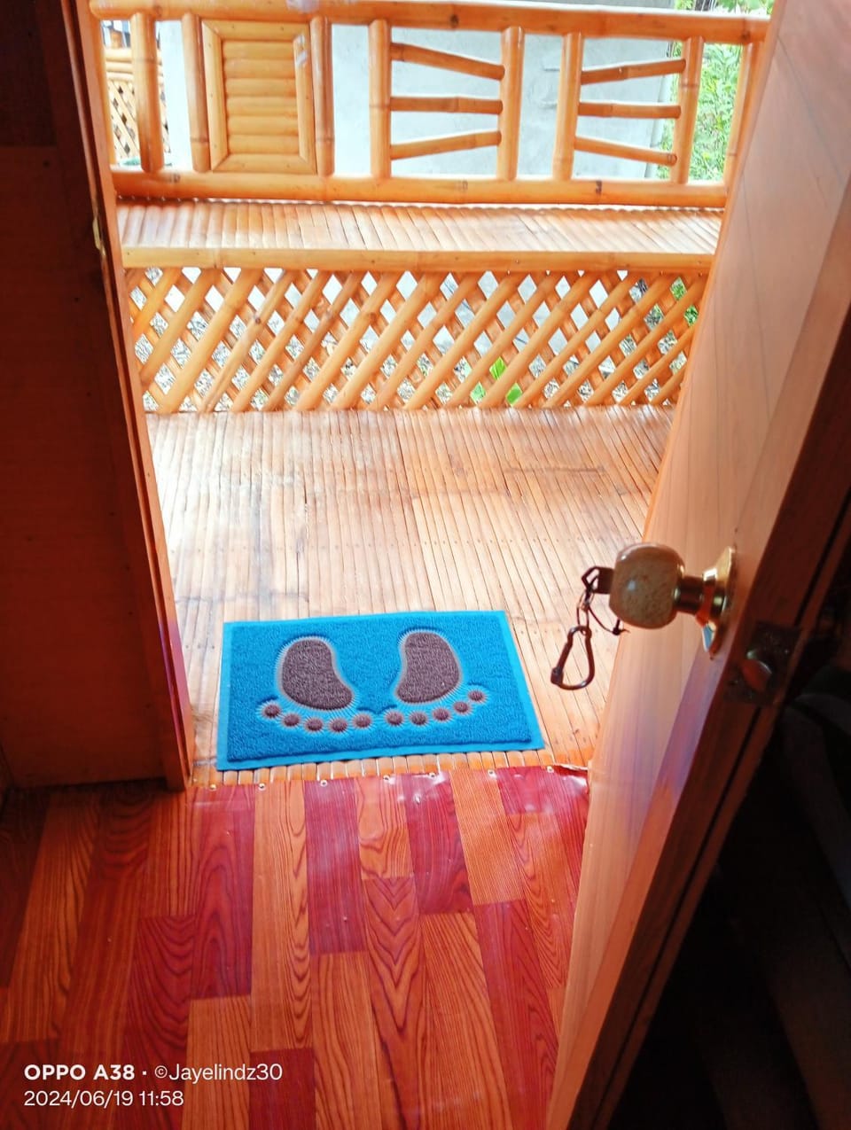 Lucia's Native House Bed and Breakfast in Siquijor
