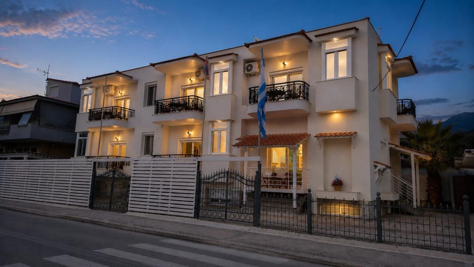 Studios Chrissi-Renovated 2026, Just 20m from the Beach Apartment in Thasos