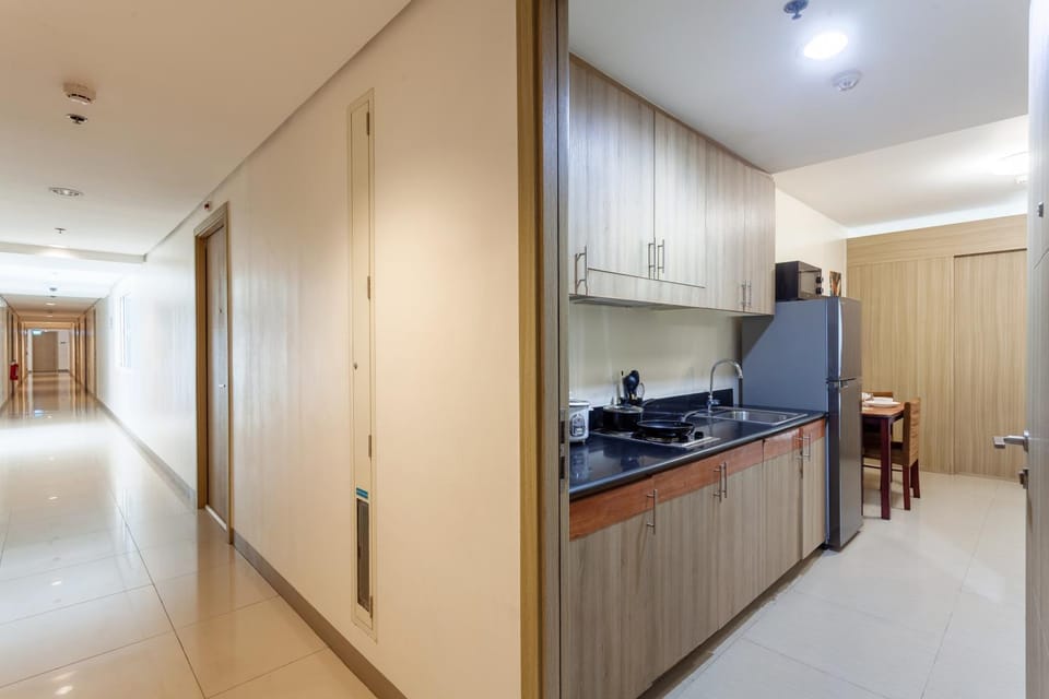 Shore Residences Tower D - near Mall of Asia a Family Suite good for 6 persons Apartment in Pasay
