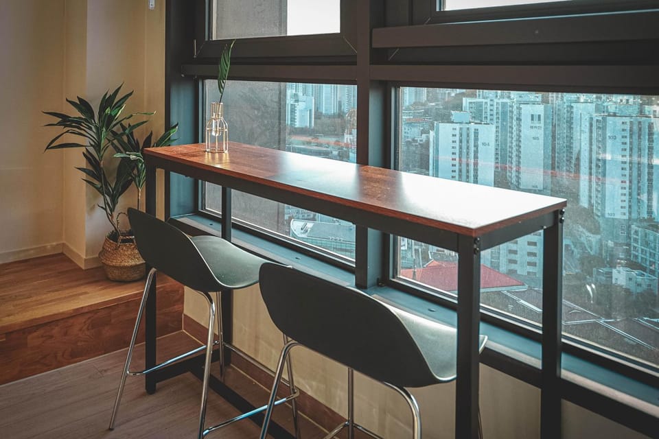 Seating area