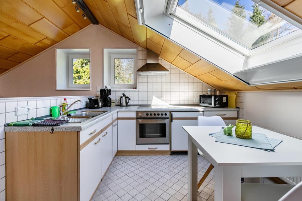 Property building, Kitchen or kitchenette, Living room