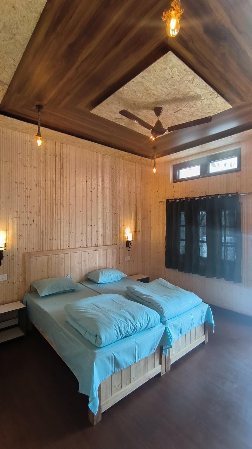 Bed, Bedroom