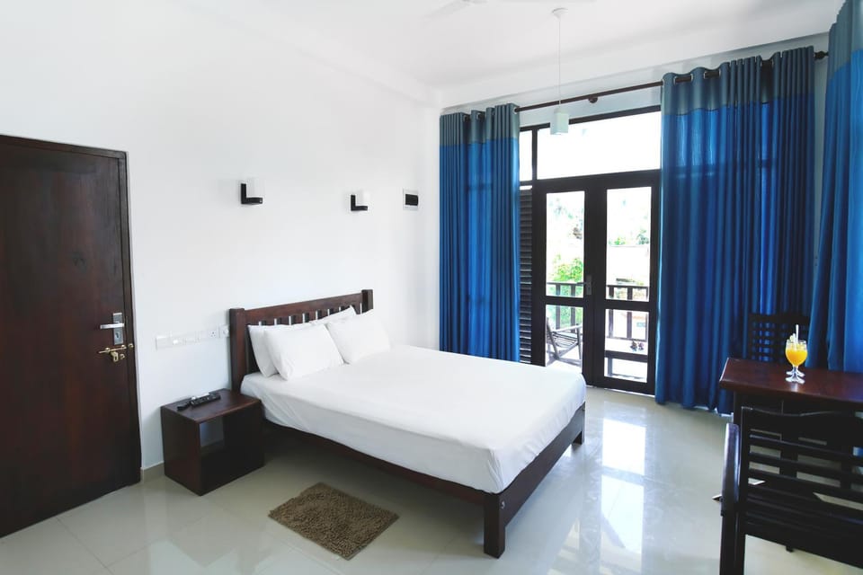 Bed, Balcony/Terrace, Bedroom, Garden view, Pool view, Non alcoholic drinks