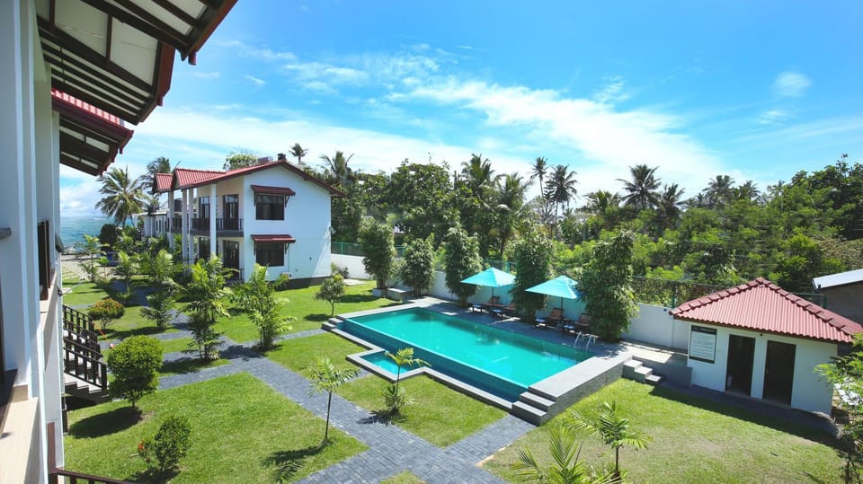 Beach, Swimming pool