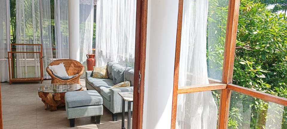 Balcony/Terrace, Living room