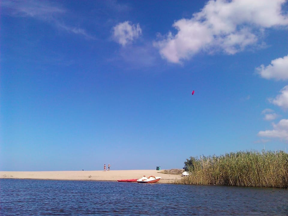 Beach, Area and facilities