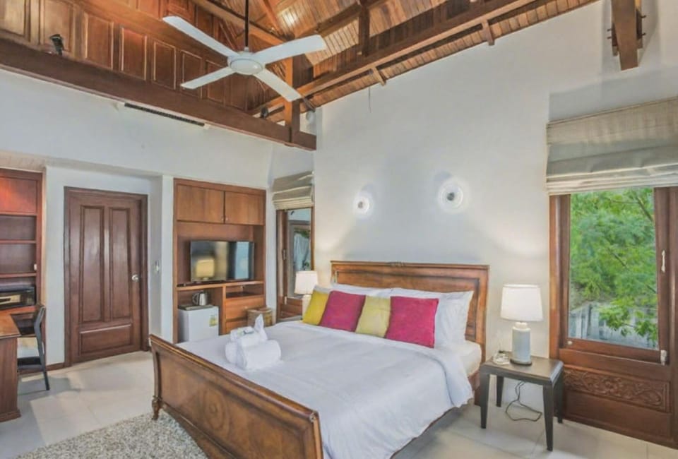 Luxurious 180 degree Seaview 6 Bedrooms Private Pool Villa in Kamala Villa in Kamala